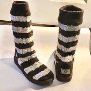 UGG BROWN CREAM CARDIGAN WOOL LINED BOOTS …